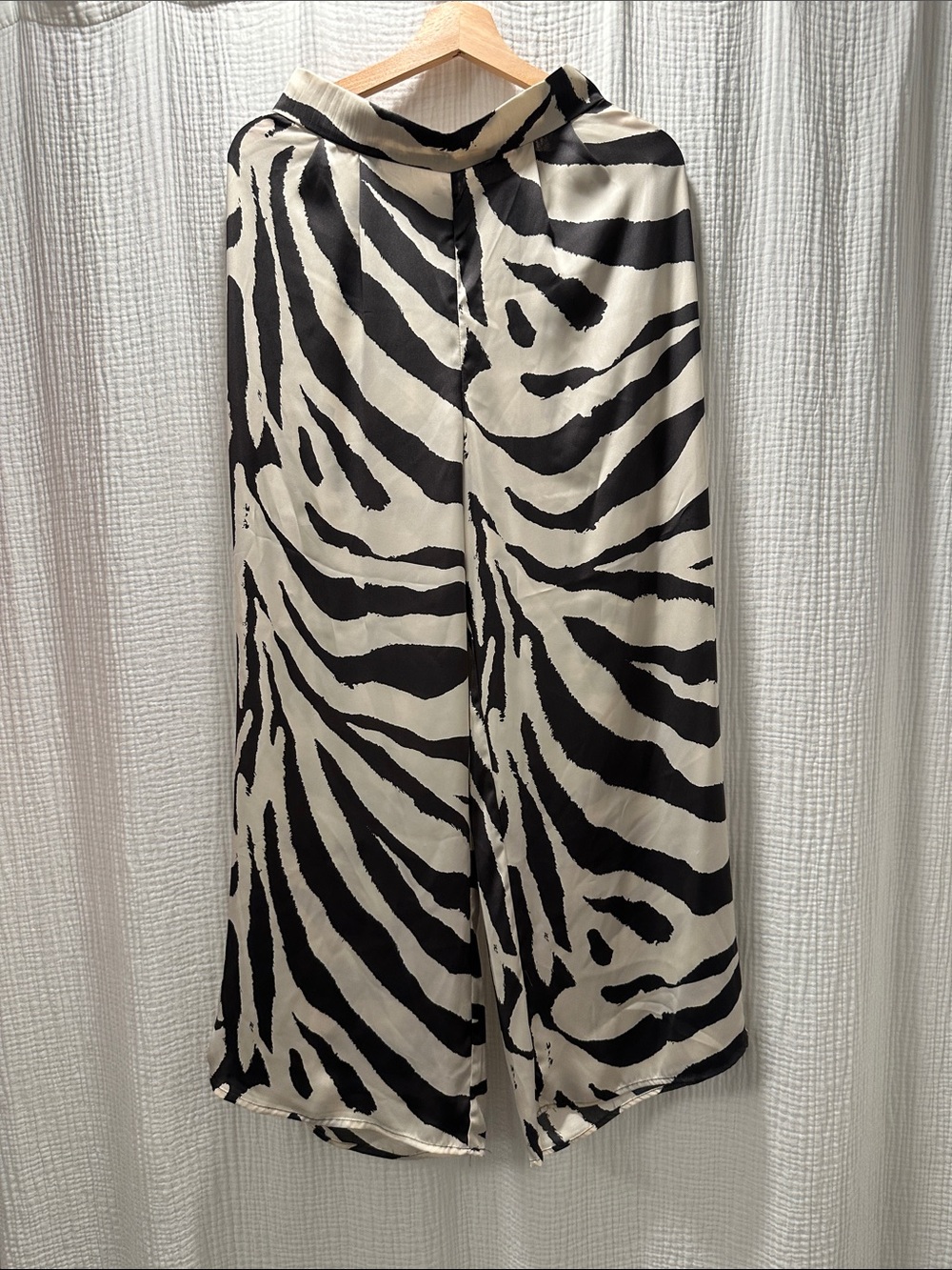 H&M Black & Ivory Zebra Print Wide-Leg Pants